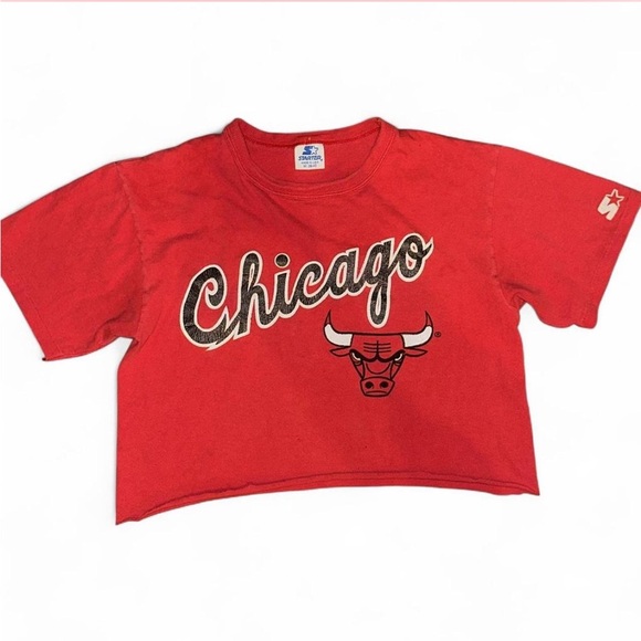 STARTER Tops - STARTER Red Chicago Bulls Crop Top